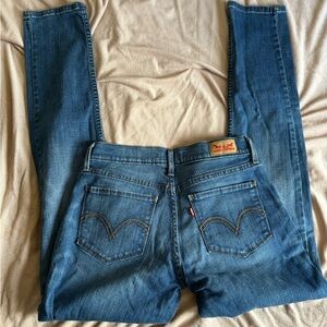 Levi's Women's Blue Straight Leg Jeans